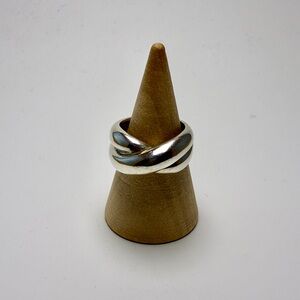 Elegant 925 Sterling Silver Women's Ring